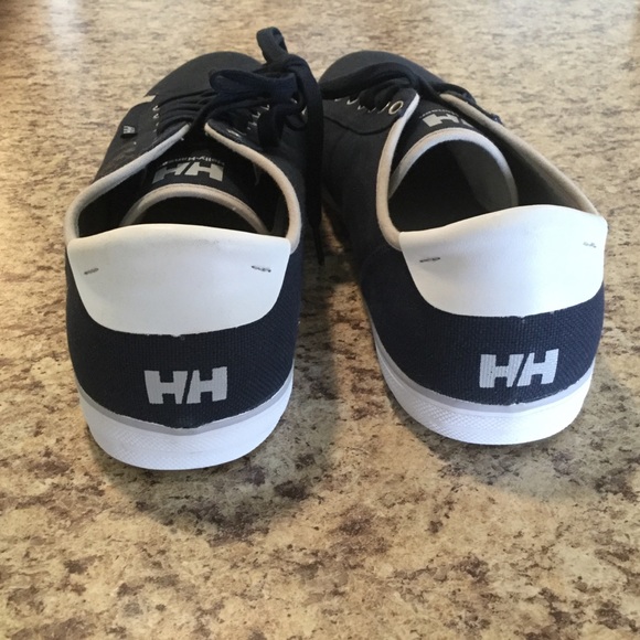 helly hansen tennis shoes
